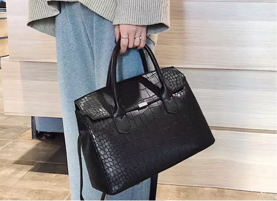 Lexi - Large Black Croc Tote Bag - Cione Boutique London