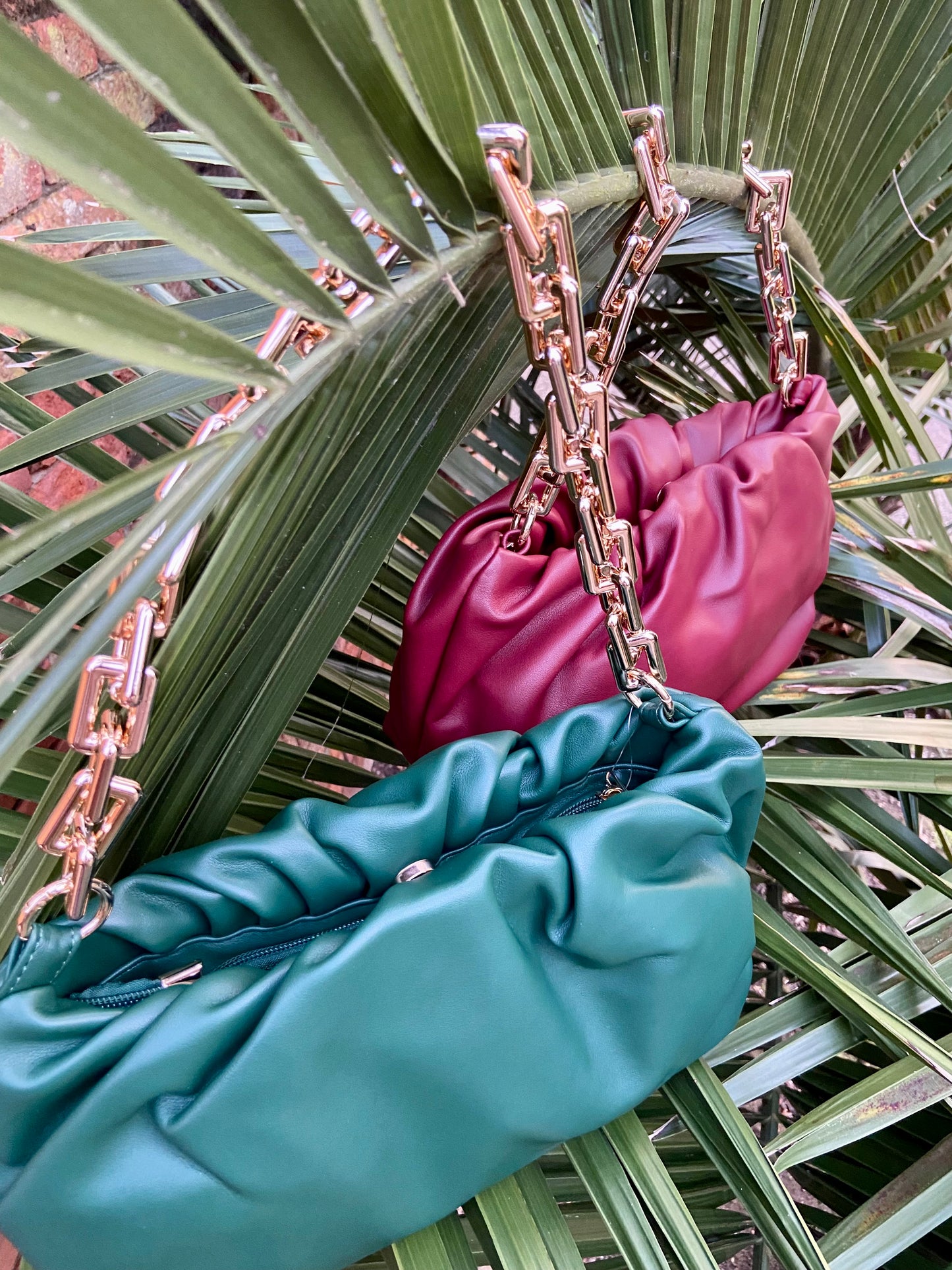 Emma Chunky Chain Pouch Bag - Green