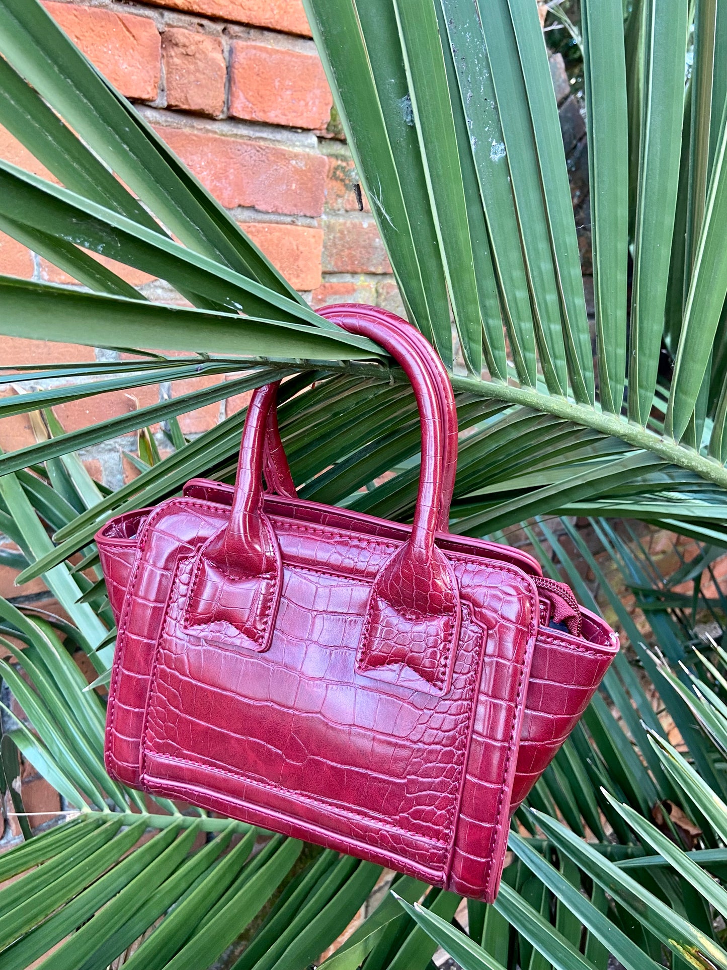 Mia Vegan Croc Tote - Burgundy