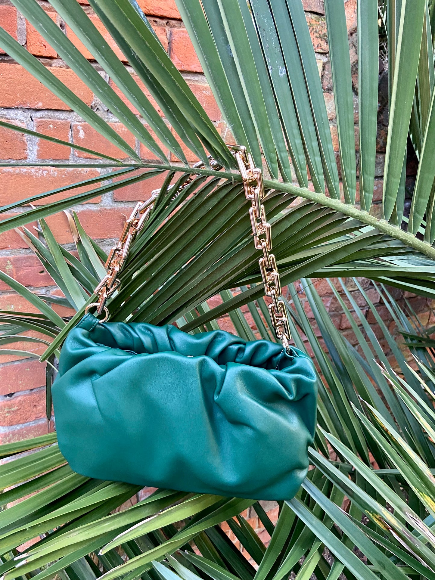 Emma Chunky Chain Pouch Bag - Green