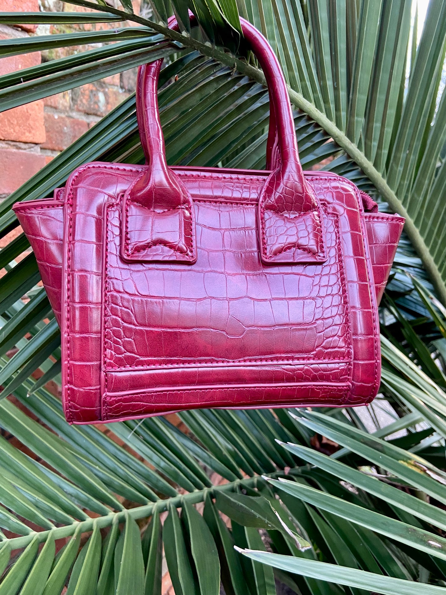 Mia Vegan Croc Tote - Burgundy