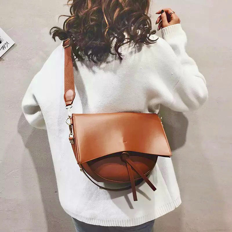 Cindy Saddle Bag - Tan - Cione Boutique London